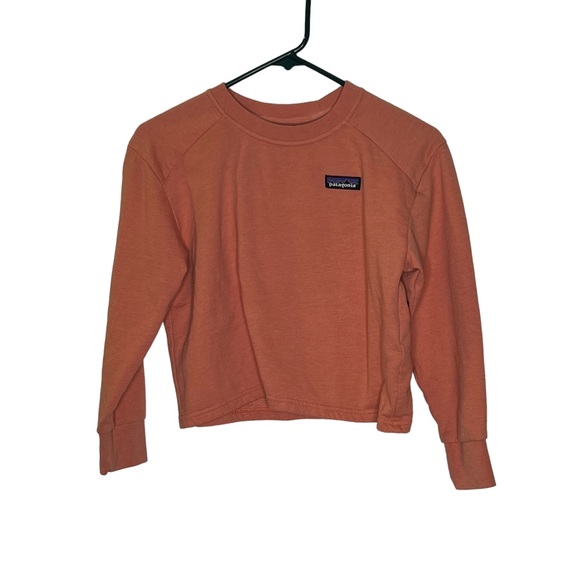 Patagonia Other - Patagonia salmon color cropped sweatshirt